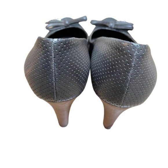 PRADA Bow‎ Pumps Heels Women Size 37.5 - Picture 6 of 9